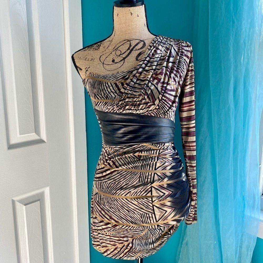 Sky Y2K One Shoulder Leather Waist Abstract Print Mini Dress Women’s Small
